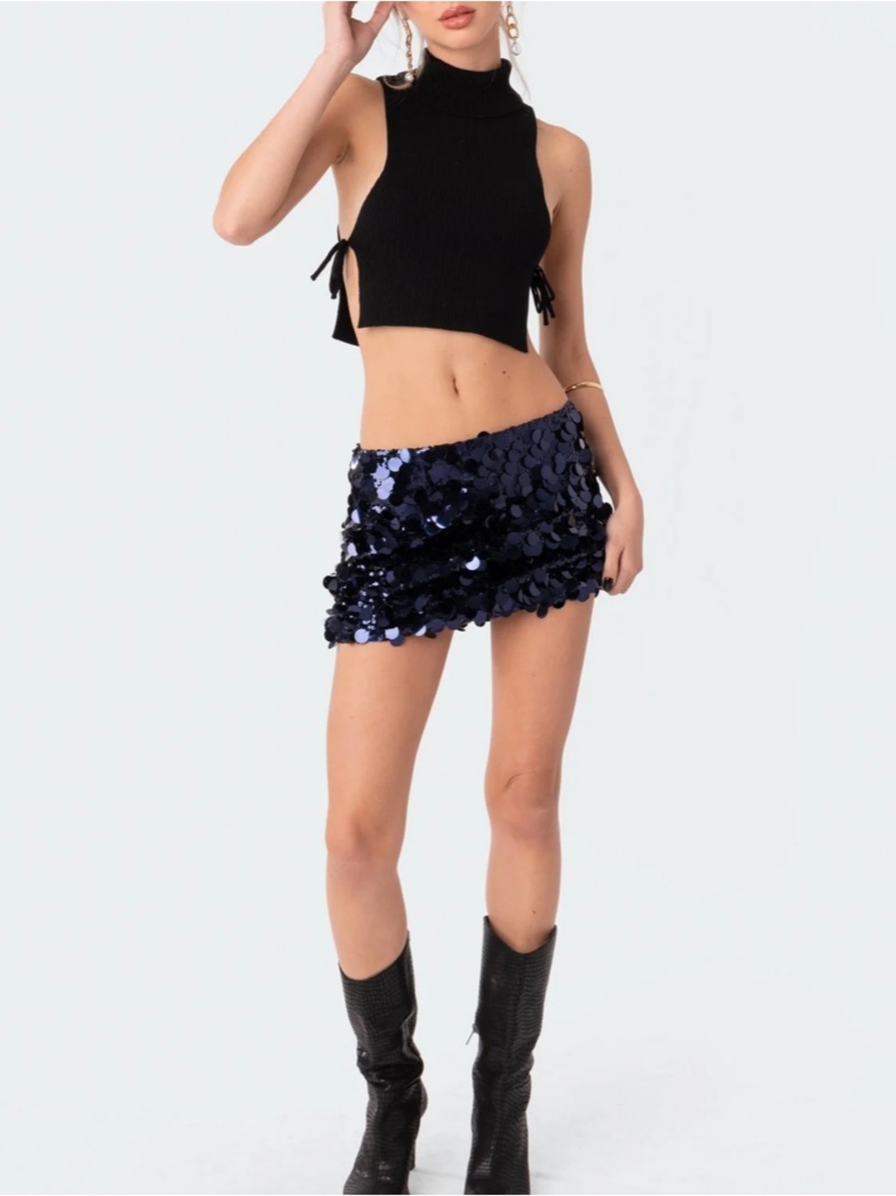Edikted Sabina Low-Rise Sequin Mini Skirt Navy size small